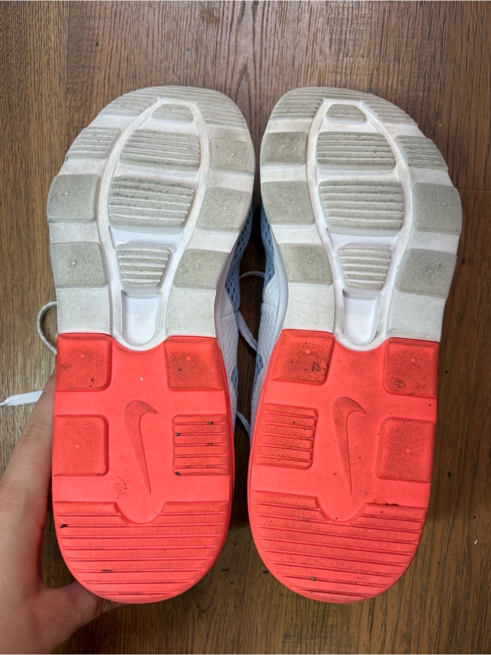 Nike Air Max Motion 2 Aluminum Lava Glow - Picture 6 of 8